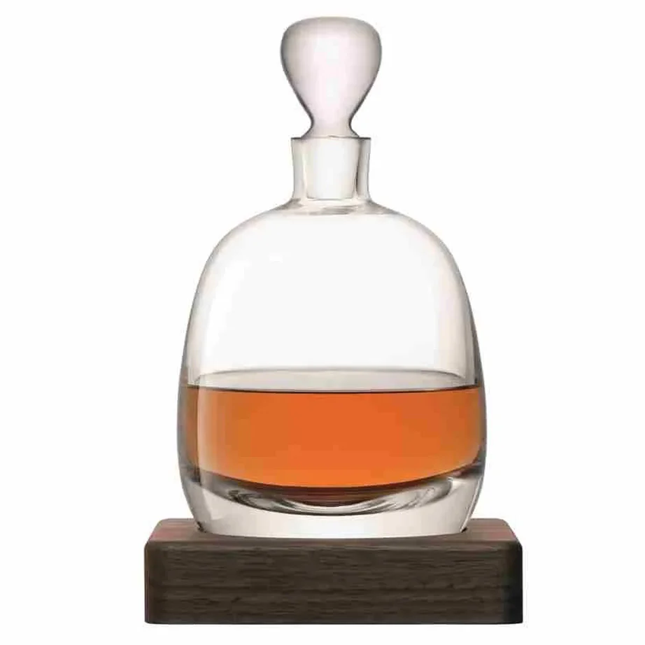 Islay Decanter & Walnut Base