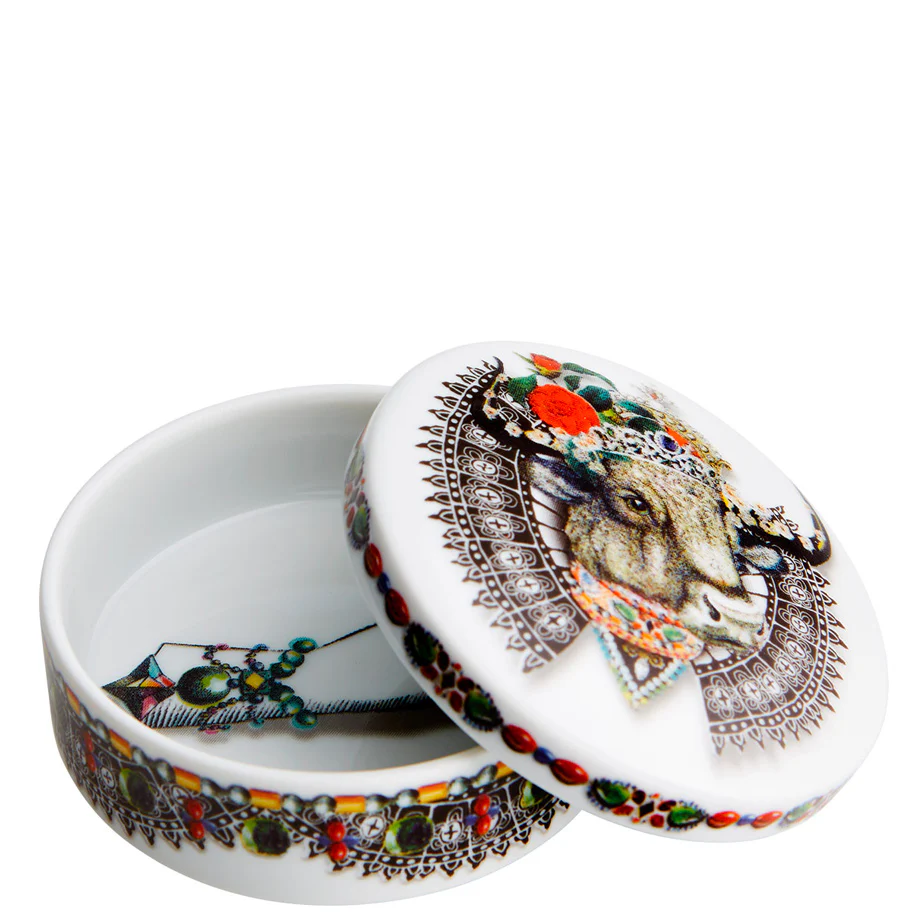 Love Who You Want | Round Boxes - Image 5