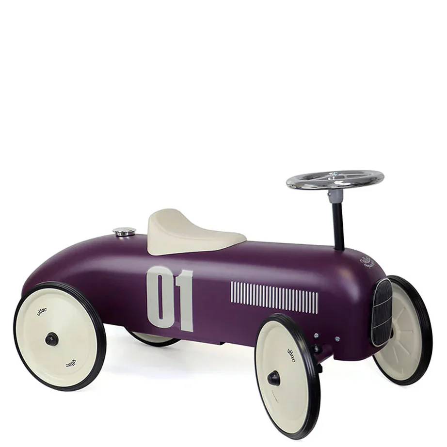 Vintage Ride-On Car - Image 4